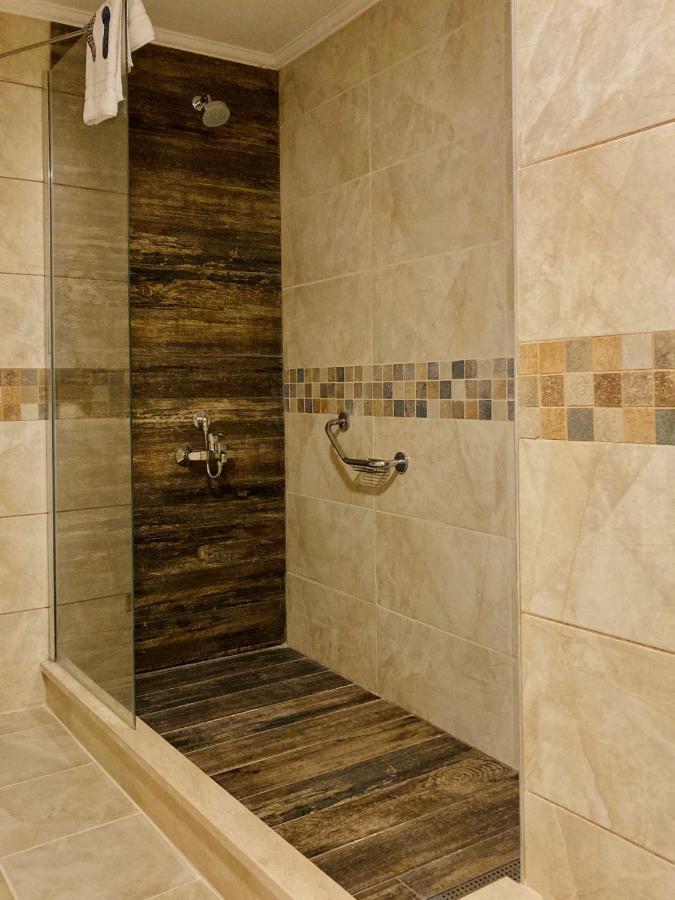 Premier Vista Hotel Силиври Екстериор снимка