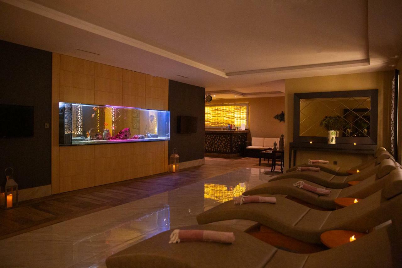 Premier Vista Hotel Силиври Екстериор снимка