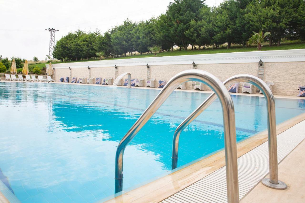 Premier Vista Hotel Силиври Екстериор снимка